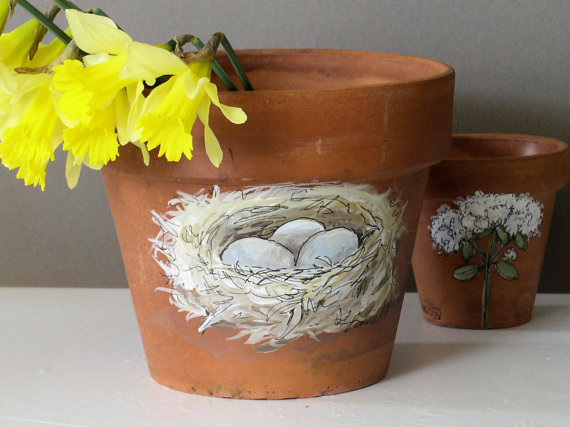painted birds nest clay pot